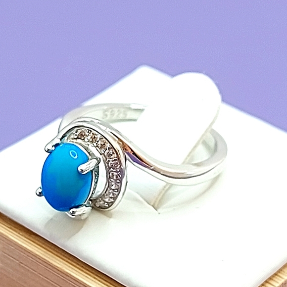 Natural Oval Blue Turquoise 8x6mm & Cz 925 Sterling Silver Ring Size 6 - Picture 8 of 10